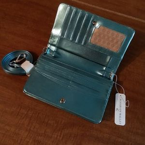 Crossbody wallet nwt